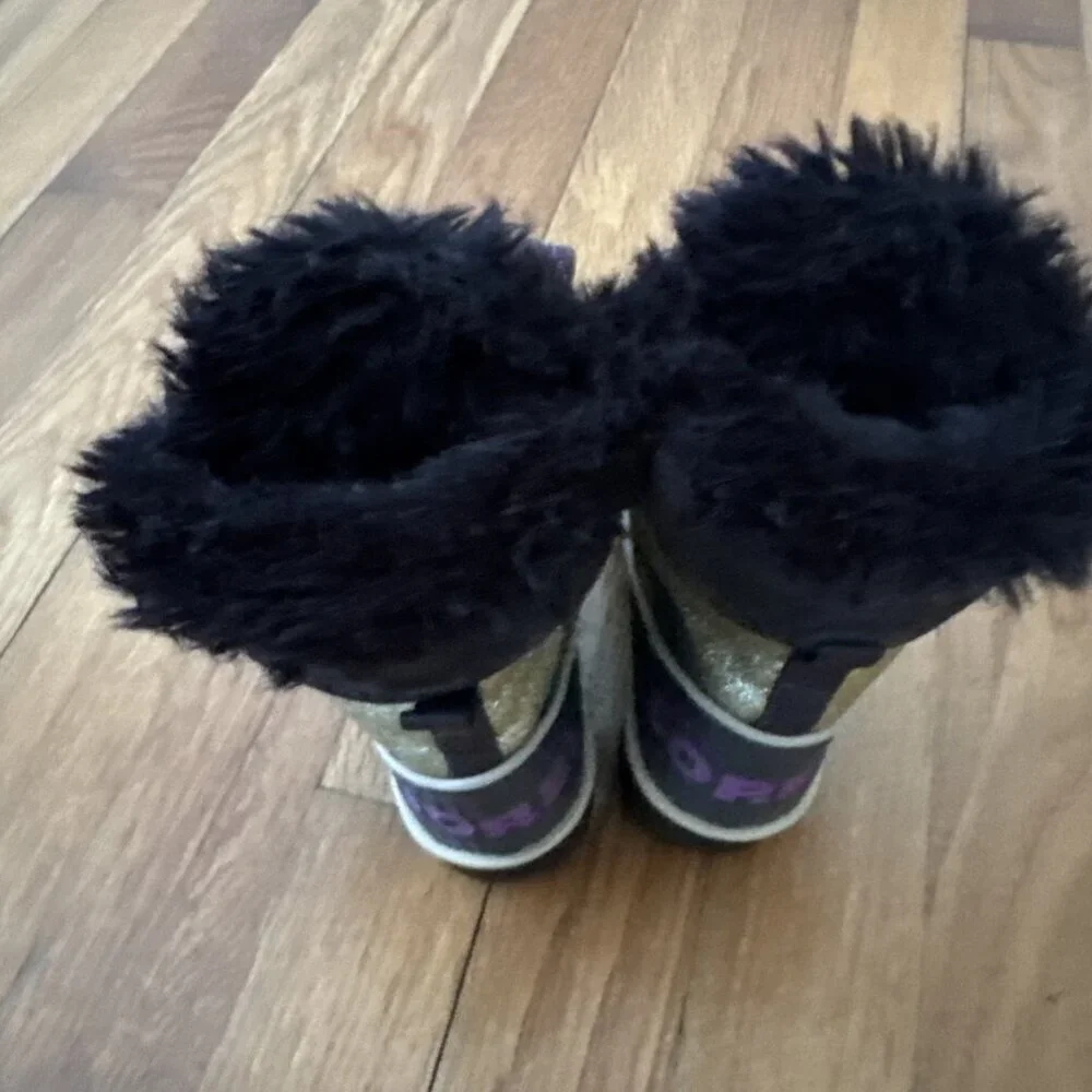 Sorel Tivoli II Girls Snow Winter Boots Gold Glitter Waterproof Faux Fur Size 8